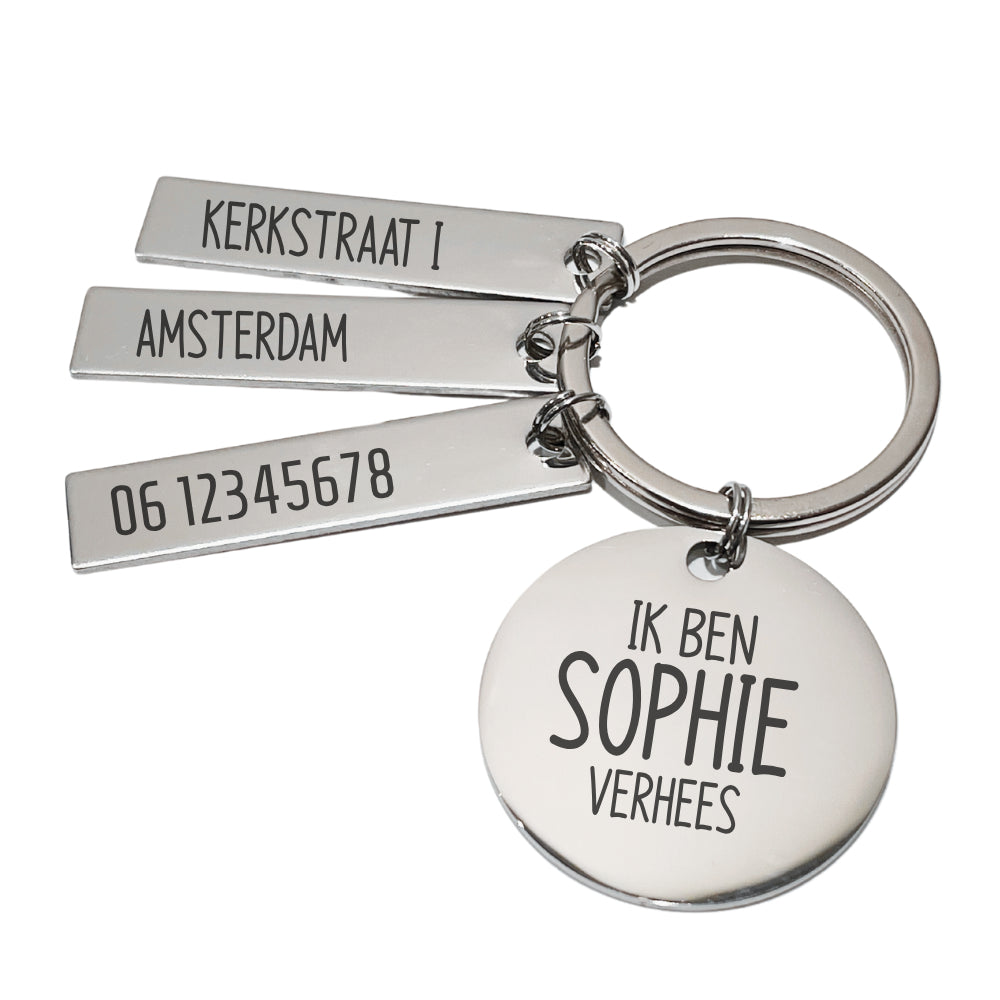Sleutelhanger met contactgegevens voor als je kindje verdwaald.