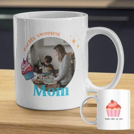 Mok bedrukt met een foto van je moeder met opschrift 'World's sweetest mom'